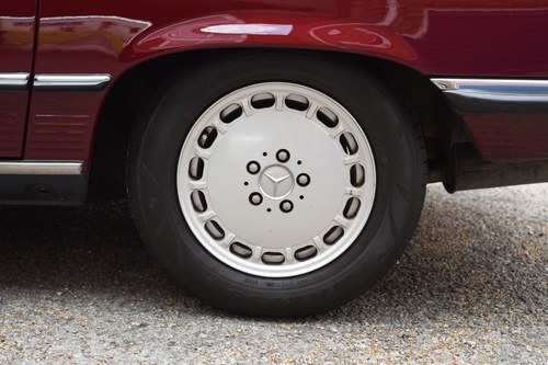 1989 Mercedes-Benz 300 SL R107 For Sale (picture 29 of 209)