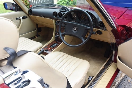1989 Mercedes-Benz 300 SL R107 For Sale (picture 39 of 209)