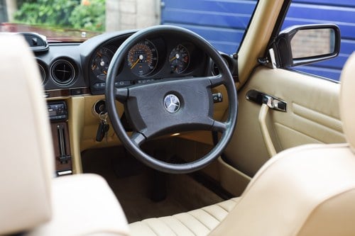 1989 Mercedes-Benz 300 SL R107 For Sale (picture 43 of 209)