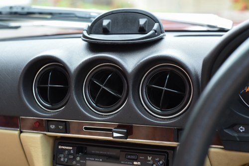 1989 Mercedes-Benz 300 SL R107 For Sale (picture 55 of 209)