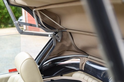 1989 Mercedes-Benz 300 SL R107 For Sale (picture 91 of 209)