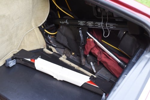 1989 Mercedes-Benz 300 SL R107 For Sale (picture 97 of 209)