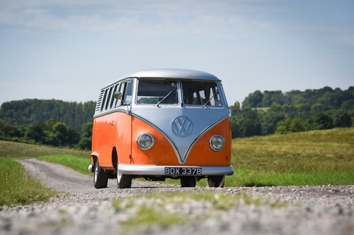 1964 Volkswagen Type 2 Splitscreen Campervan In vendita (immagine 8 di 198)