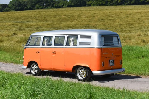 1964 Volkswagen Type 2 Splitscreen Campervan In vendita (immagine 16 di 198)