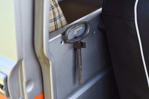 1964 Volkswagen Type 2 Splitscreen Campervan In vendita (immagine 29 di 198)