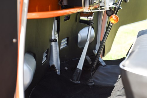 1964 Volkswagen Type 2 Splitscreen Campervan In vendita (immagine 62 di 198)