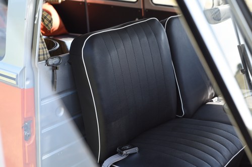1964 Volkswagen Type 2 Splitscreen Campervan In vendita (immagine 66 di 198)