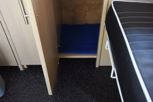 1964 Volkswagen Type 2 Splitscreen Campervan In vendita (immagine 93 di 198)