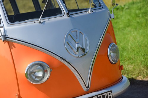 1964 Volkswagen Type 2 Splitscreen Campervan In vendita (immagine 114 di 198)