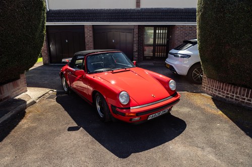 1983 Porsche 911 Carrera 3.2 Cabriolet zum Verkauf (Bild 2 von 215)