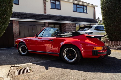 1983 Porsche 911 Carrera 3.2 Cabriolet zum Verkauf (Bild 26 von 215)