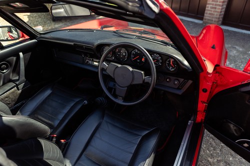 1983 Porsche 911 Carrera 3.2 Cabriolet zum Verkauf (Bild 39 von 215)