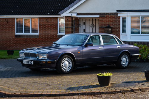 1993 Jaguar XJ40 XJ6 4L Sovereign ‘Insignia’ For Sale (picture 1 of 150)