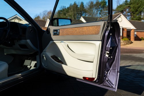 1993 Jaguar XJ40 XJ6 4L Sovereign ‘Insignia’ For Sale (picture 15 of 150)