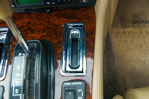 1990 Jaguar XJ-S Convertible V12 For Sale (picture 64 of 296)