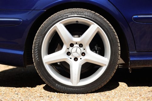 2009 Mercedes-Benz E320CDi AMG Sport For Sale (picture 18 of 220)