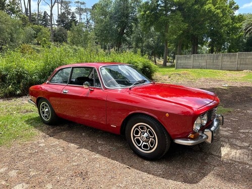 1974 Alfa Romeo 2000 GTV For Sale (picture 1 of 86)