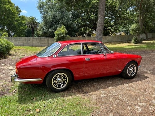 1974 Alfa Romeo 2000 GTV For Sale (picture 13 of 86)