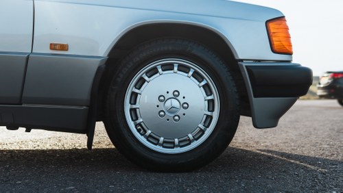 1988 Mercedes-Benz 190E (W201) In vendita (immagine 15 di 132)