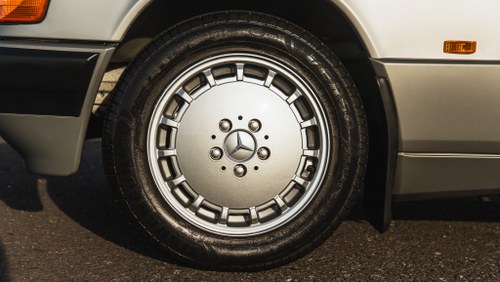 1988 Mercedes-Benz 190E (W201) In vendita (immagine 18 di 132)