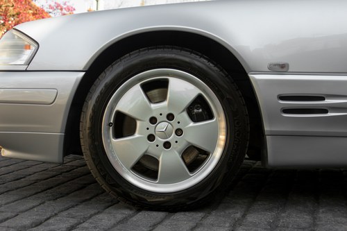 2001 Mercedes-Benz 320SL (R129) In vendita (immagine 25 di 127)