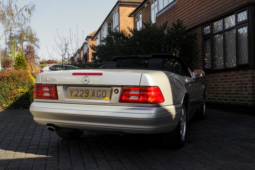 2001 Mercedes-Benz 320SL (R129) In vendita (immagine 9 di 127)