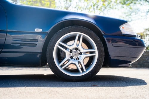 1999 Mercedes-Benz SL320 zum Verkauf (Bild 31 von 129)