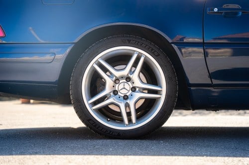 1999 Mercedes-Benz SL320 zum Verkauf (Bild 32 von 129)