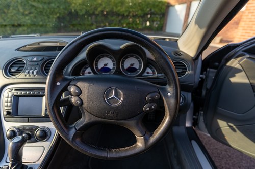 2002 Mercedes-Benz R230 SL55 In vendita (immagine 31 di 135)