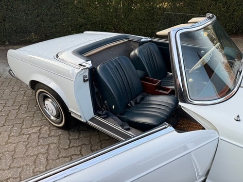 1965 Mercedes-Benz 230SL (W113) In vendita (immagine 39 di 97)