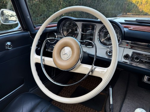 1965 Mercedes-Benz 230SL (W113) In vendita (immagine 15 di 97)