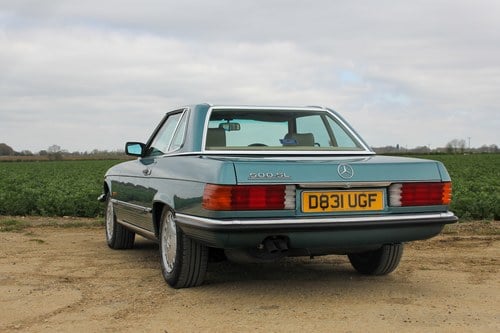 1986 Mercedes-Benz 500SL R107 In vendita (immagine 17 di 111)