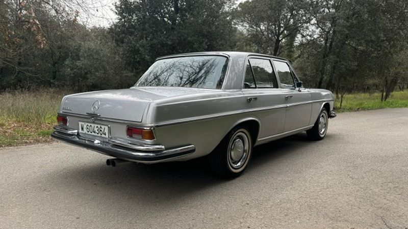 photo MERCEDES 250 SE (W108) coupé 1967 photo MERCEDES 250 SE (W108) coupé 1967