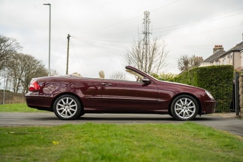 2006 Mercedes-Benz 350 CLK Elegance AMG (A209) In vendita (immagine 5 di 142)