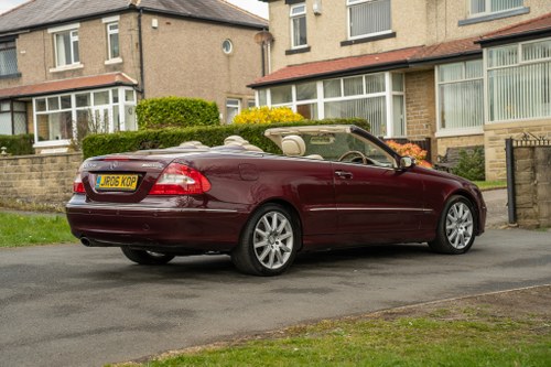 2006 Mercedes-Benz 350 CLK Elegance AMG (A209) In vendita (immagine 6 di 142)