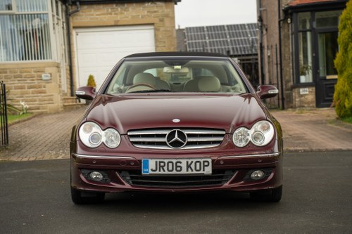 2006 Mercedes-Benz 350 CLK Elegance AMG (A209) In vendita (immagine 18 di 142)