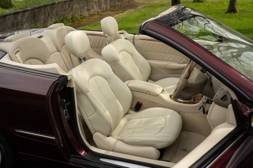 2006 Mercedes-Benz 350 CLK Elegance AMG (A209) In vendita (immagine 26 di 142)