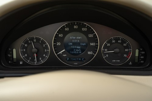 2006 Mercedes-Benz 350 CLK Elegance AMG (A209) In vendita (immagine 34 di 142)