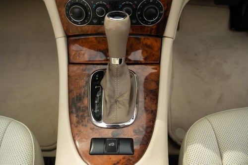 2006 Mercedes-Benz 350 CLK Elegance AMG (A209) In vendita (immagine 38 di 142)