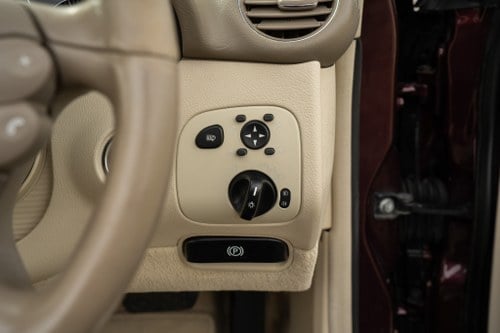 2006 Mercedes-Benz 350 CLK Elegance AMG (A209) In vendita (immagine 49 di 142)