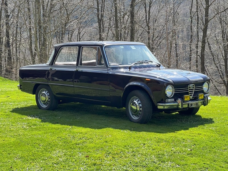 Rapid Classics: Eine Suche. Alle Oldtimer. 22 » Rapid Classics: Eine Suche. Alle Oldtimer. 1971 Alfa Romeo Giulia 1300 Super