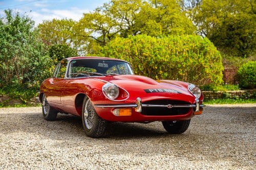 1969 Jaguar E-Type Series 2 FHC RHD In vendita (immagine 1 di 98)