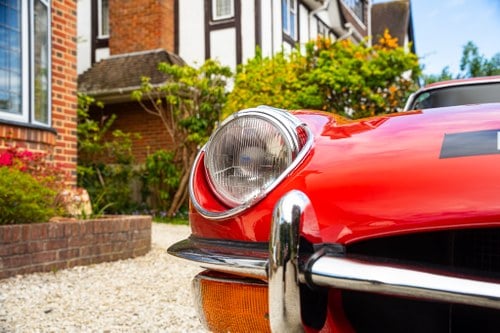 1969 Jaguar E-Type Series 2 FHC RHD In vendita (immagine 63 di 98)