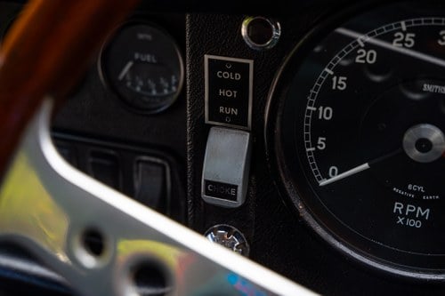 1969 Jaguar E-Type Series 2 FHC RHD In vendita (immagine 44 di 98)