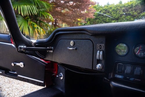 1969 Jaguar E-Type Series 2 FHC RHD In vendita (immagine 51 di 98)