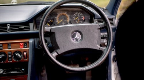 1989 Mercedes-Benz W124 300 TE 24V 7 Seater In vendita (immagine 22 di 119)