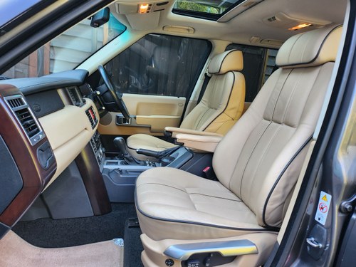 2004 Land Rover Range Rover Vogue 4.4L V8 In vendita (immagine 13 di 70)