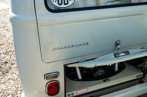 1967 Volkswagen Type 2 SO42 Campmobile by Westfalia In vendita (immagine 80 di 109)