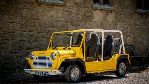 Picture of MOKE Electric 2023 Sunlight Yellow Automatic  - For Sale