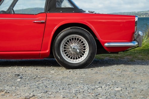 1966 Triumph TR4A In vendita (immagine 13 di 109)